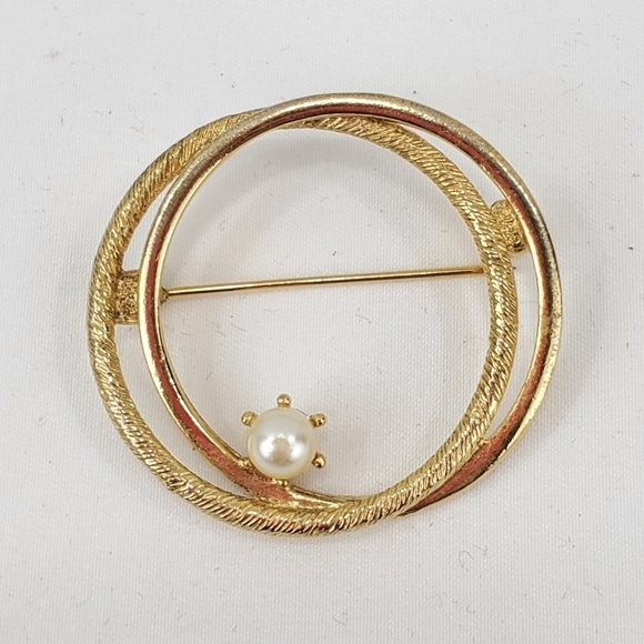 Vintage Unsigned Brooch Pin Double Hoop Faux Pearl - Picture 8 of 8